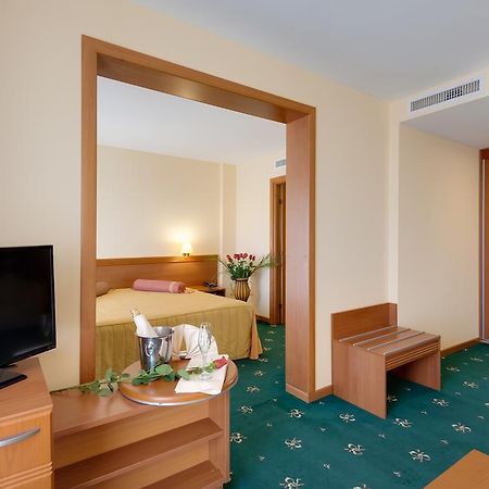 Hotel Palas Mamaia Dış mekan fotoğraf