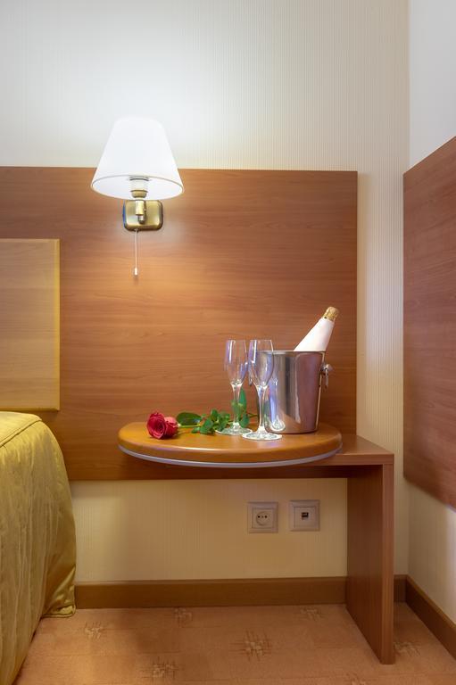 Hotel Palas Mamaia Oda fotoğraf